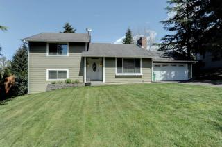 13452 Fairwood Blvd, Seattle, WA 98058-6957