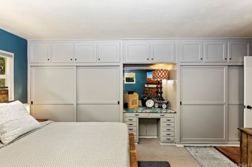 3391 Mono Dr, Riverside CA  92506-2151 exterior