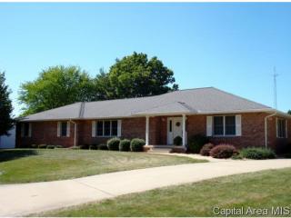 1976 Patterson Dr, Galesburg, IL 61401-1434
