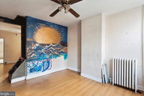 2311 Firth St, Philadelphia, PA 19132-4125