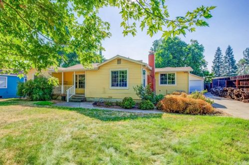 2301 Ceres Ave, Chico, CA 95926-1406