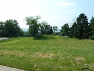 2282 Spangler Cir, York, PA 17406-9794