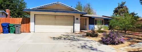 817 Oldfield St, Lancaster, CA 93535-3215