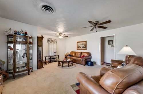 511 Lee St, Cedar Hill, TX 75104-2633