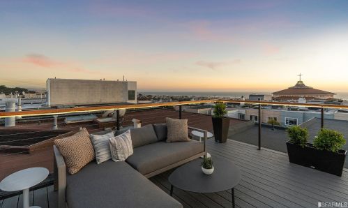 1559 37th Ave, San Francisco CA  94122-3126 exterior