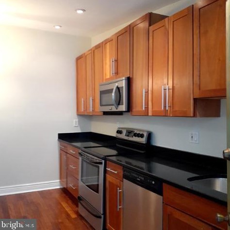 115 Manton St, Philadelphia PA 19146-3811 exterior