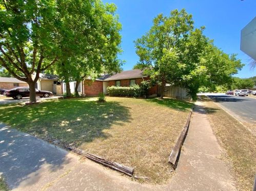 1205 Echo Ln, Austin, TX 78745-5424