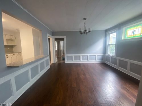 43 Carteret St, Bloomfield NJ  07003-2225 exterior