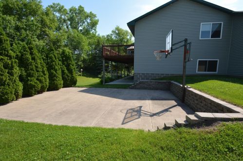 7322 31st St, Saint Paul MN  55128-4030 exterior