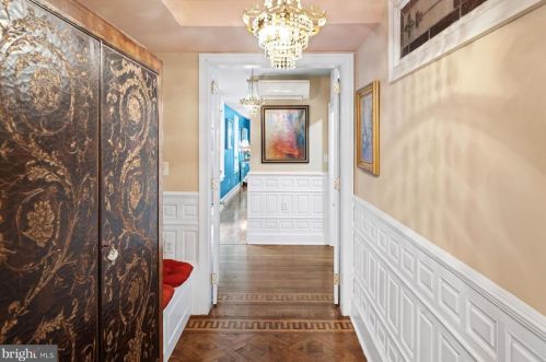 758 10th St, Philadelphia PA 19123-1966 exterior