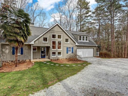 71 Currahee Pt, Toccoa, GA 30577-7094