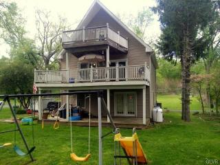 4283 First Ter, Bangor PA  18013-4617 exterior