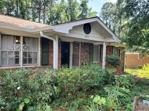2095 Dobbins Dr, Kennesaw, GA 30144-1870