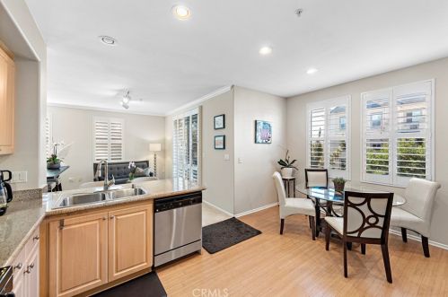 2365 Watermarke Pl, Irvine CA  92612-7695 exterior