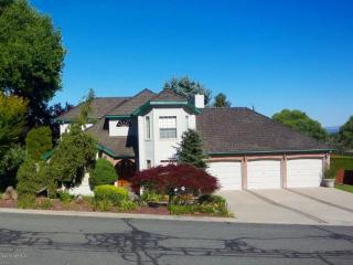 607 52nd Ave, Yakima, WA 98908-2555