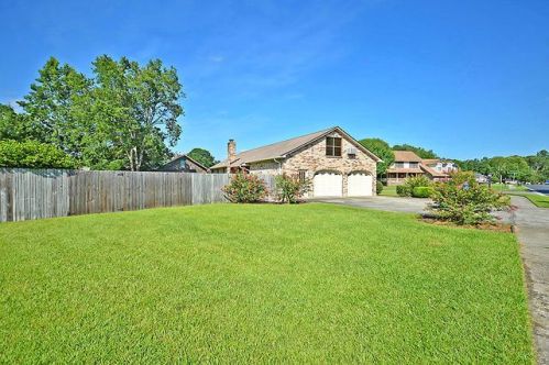 185 Ponderosa Dr, Ladson, SC 29456-3173