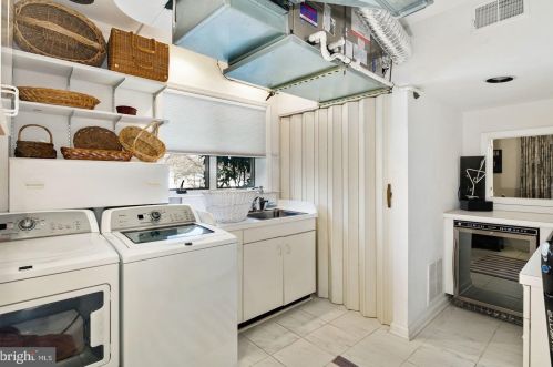 115 The Mews, Tavistock NJ exterior