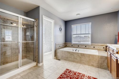 24661 Ontario Dr, Aurora CO 80016-4125 exterior