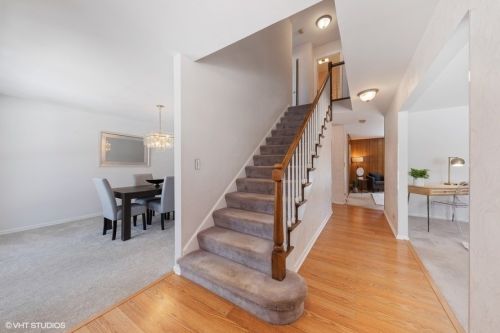 1315 Pine Ave, Arlington Hts, IL 60004-4820