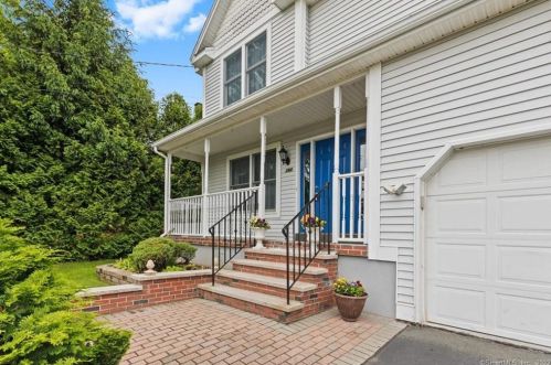 190 Four Rod Rd, Kensington, CT 06037-2271