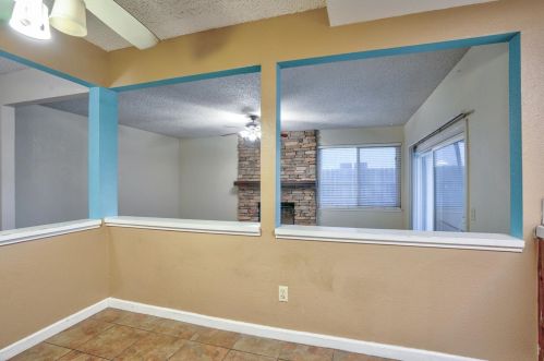 725 Bennington Ave, Turlock CA 95382-0306 exterior