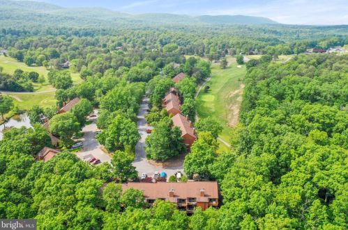 106 Tecumseh Trl, Hedgesville WV  25427-3859 exterior
