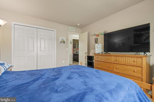 7 Copperwood Ln, Ephrata PA  17522-9186 exterior