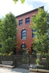 1700 Sedgwick St, Chicago, IL 60614-5722