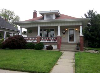 204 4th St, Brownsville, IL 62821-1448