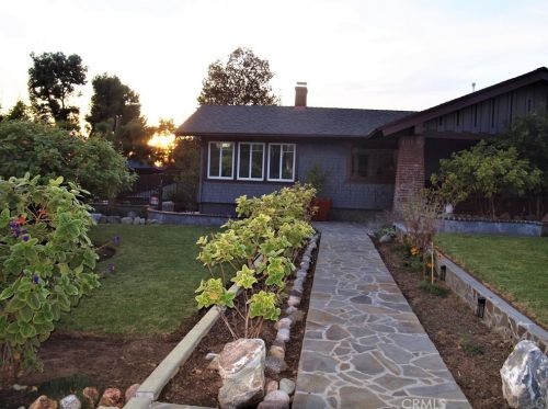 467 Reeder Ave, Covina, CA 91724-2638