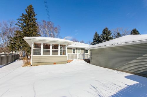 2132 County Rd F, Saint Paul MN  55110-3801 exterior