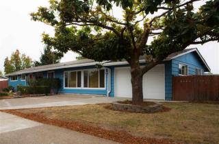 2420 Highland Dr, Corvallis OR  97330-1544 exterior