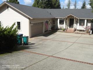 22656 Sunset Ridge Dr, Auburn, CA 95602-8391