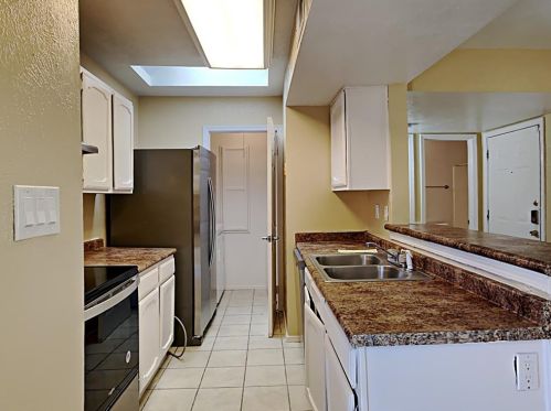 422 Dollins St, Cedar Hill TX  75104-9062 exterior