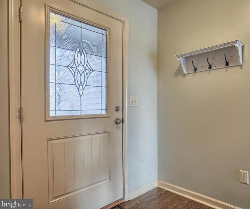 514 White Chapel Rd, Lancaster, PA 17603-9064