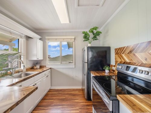 1341 Highview Pl, Honolulu HI  96816-3273 exterior