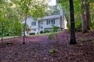 391 Walnut Dr, Holly Springs, GA 30189-5422