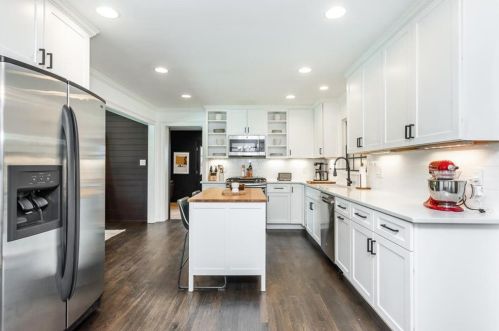 2334 Cortez Way, Atlanta GA  30319-3914 exterior