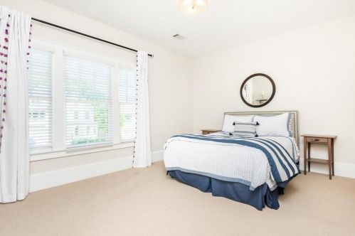 3486 Brookleigh Ln, Atlanta GA  30319-2218 exterior