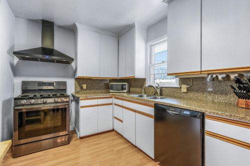 2814 Dellwood Ave, Saint Paul MN  55113-1827 exterior