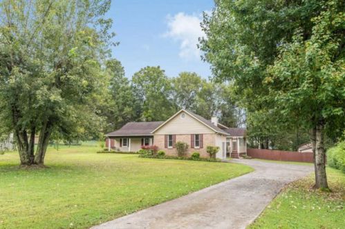 1309 Dossett St, Athens, TN 37303-4453