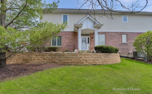 90 Waters Edge Ct, Glendale Heights, IL 60137-6213