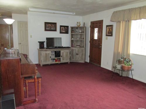 332 Orchard Ave, Highland, UT 84003-2553