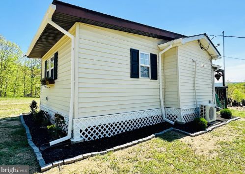 2270 Kerns School Rd, Springfield WV  26763 exterior