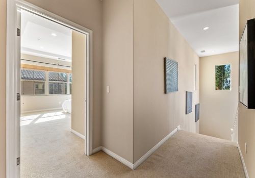 78 Rembrandt, Irvine CA  92620-7314 exterior