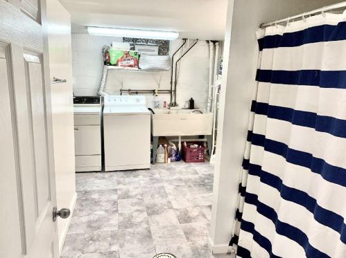 3937 Fordham Pl, Cincinnati OH 45213-2326 exterior