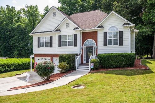 136 Brookside Way, Villa Rica, GA 30180-4427