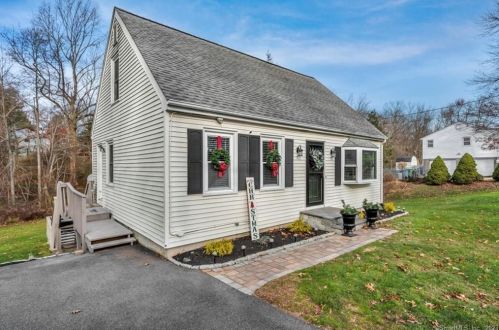 59 Deer Run Rd, Wallingford, CT 06492-3306