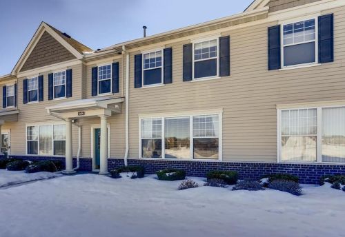 6696 Laketowne Dr, Otsego, MN 55301-4366