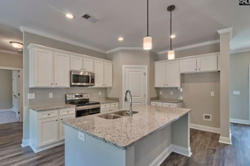 51 Redwing Dr, Lugoff, SC 29078-7102